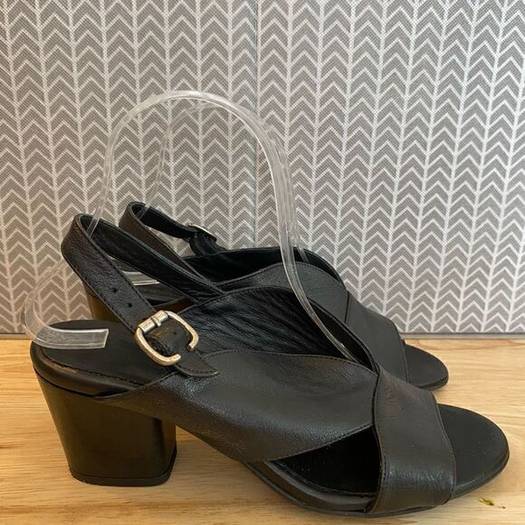 Bueno Women's Candy Sling-Back Sandals Black leather Sz 39 - Picture 3 of 7